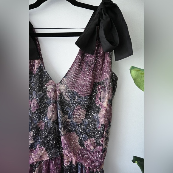 Bishop & Young Metallic Floral Top NWOT - Picture 2 of 8